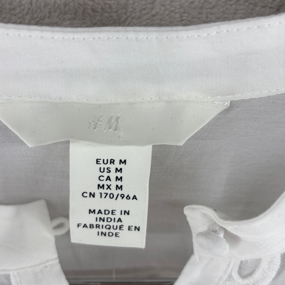 NWT--H&M White Sheer Eyelet Lace Trim Button Up Long Sleeve Size M - Picture 2 of 10